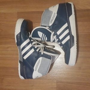Adidas high top size 13
